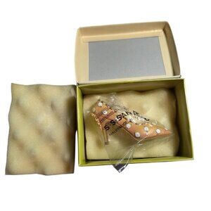 EUC Stepping Out Decorative Tiny Shoe - Daisy Mae Design